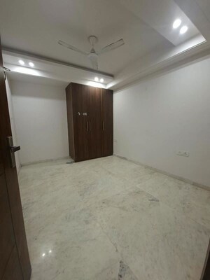 Room in 3 BHK Builder Floor at Chattarpur – for Rent