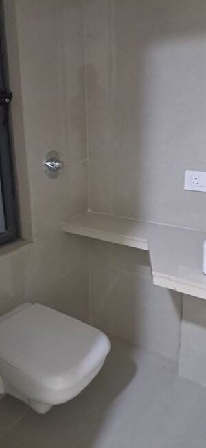 Furnished Amenities in 2 BHK Apartment at Malad West – for Rent