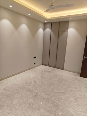 4 BHK Builder Floor For Rent in Sector 48