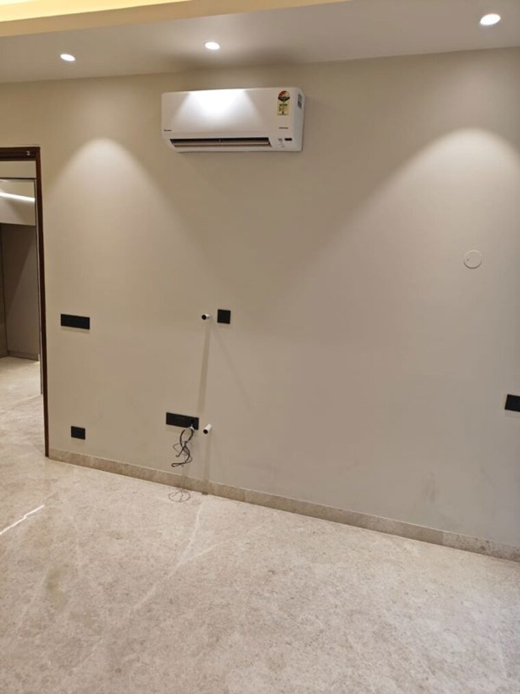 Room, sector 48 4 Bedroom 2700 Sq.Ft. Builder Floor In Sector 48 Gurgaon 10699225