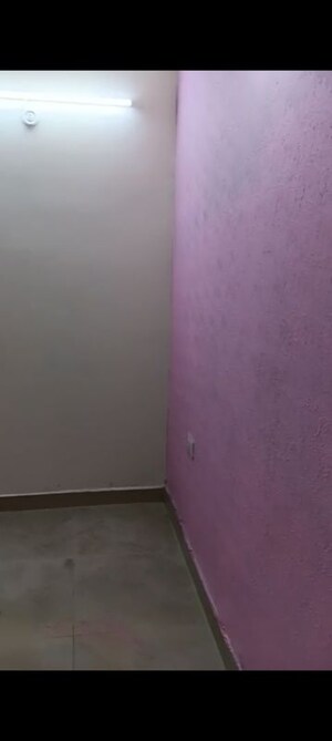 Furnished Amenities in 2 BHK Builder Floor at Vaishali Sector 2 – for Rent