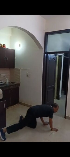 Living Room in 2 BHK Builder Floor at Vaishali Sector 2 – for Rent