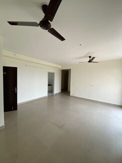 4 BHK +Apartment For Rent in BPTP Park Prime