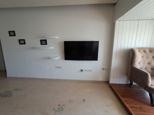 2 BHK Apartment For Rent in Piramal Aranya, Byculla
