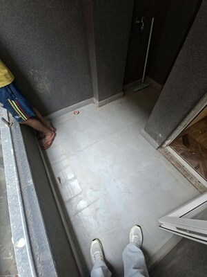 Balcony in 2 BHK Builder Floor at Chattarpur – for Rent