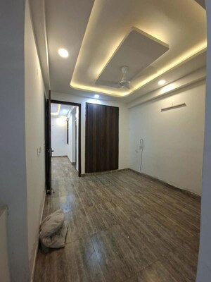 Room in 2 BHK Builder Floor at Chattarpur – for Rent