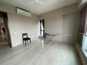 Room in 3 BHK Apartment at Lakhani Signature, Pali Hill – for Rent