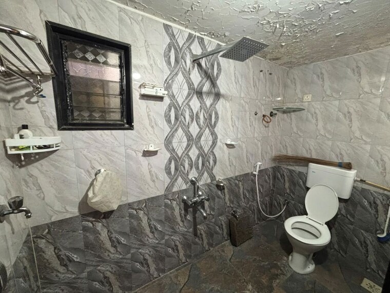 Bathroom, thite nagar 2 Bedroom 900 Sq.Ft. Independent House In Thite Nagar Pune 10699280