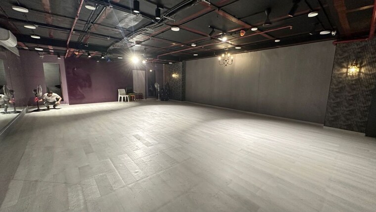 Room, wadhwa-the-epicentre Commercial Office Space 1250 Sq.Ft. In Chembur Mumbai 10699290