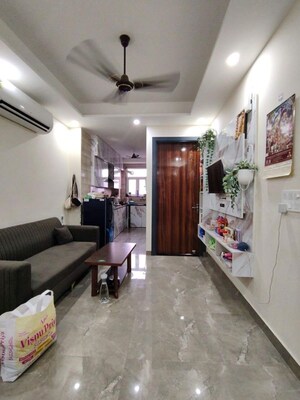 Living Room in 2 BHK Builder Floor at Sector 45 – for Rent