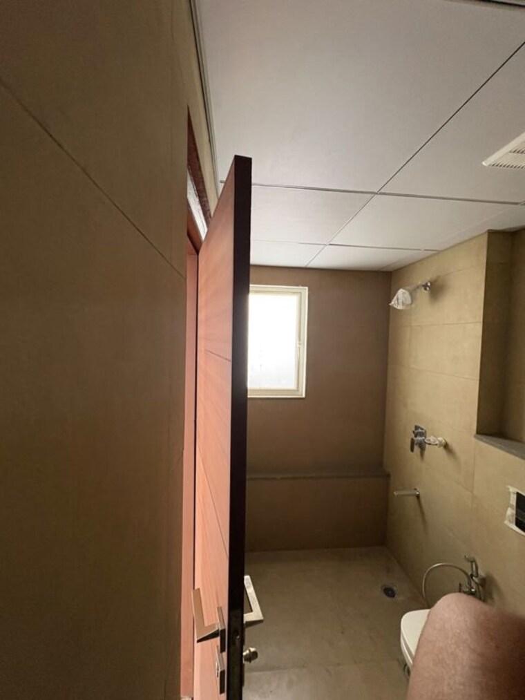 Bathroom, godrej-meridien 3 Bedroom 2002 Sq.Ft. Apartment In Sector 106 Gurgaon 10699295