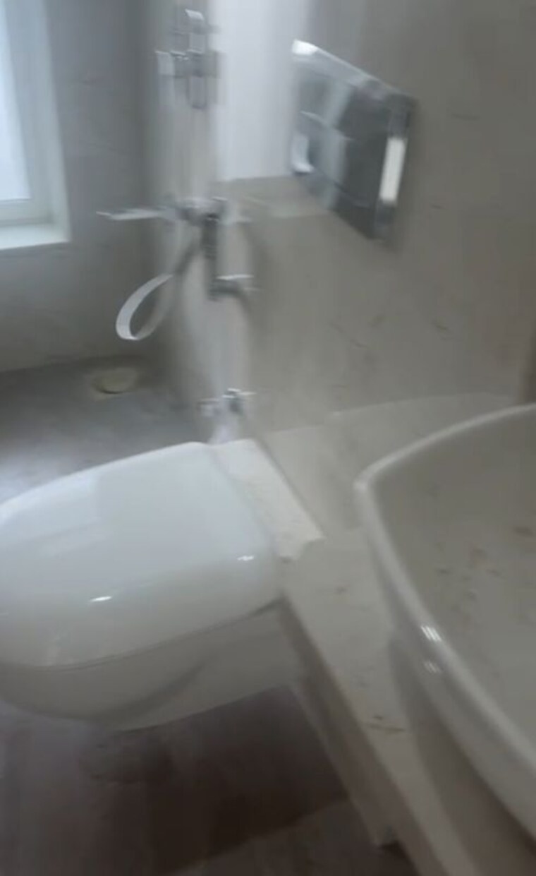 Bathroom, alliance-abhimanyu 2 Bedroom 600 Sq.Ft. Apartment In Malad West Mumbai 10699318
