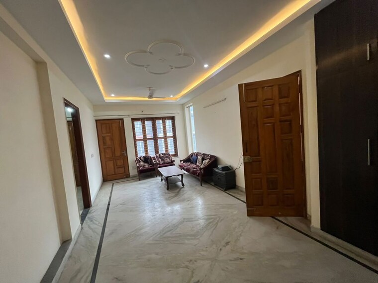 Room, sector 57 3 Bedroom 2200 Sq.Ft. Builder Floor In Sector 57 Gurgaon 10699319