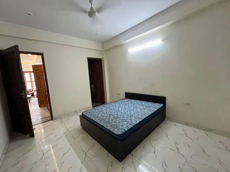 Bedroom, sector 57 3 Bedroom 2200 Sq.Ft. Builder Floor In Sector 57 Gurgaon 10699319