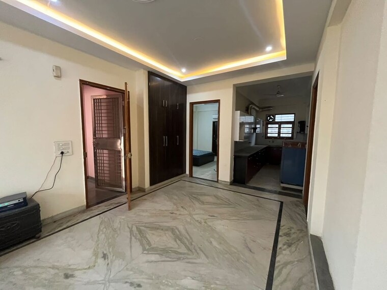 Room, sector 57 3 Bedroom 2200 Sq.Ft. Builder Floor In Sector 57 Gurgaon 10699319