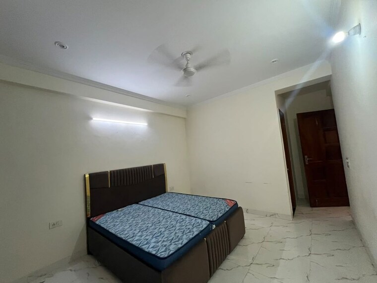 Bedroom, sector 57 3 Bedroom 2200 Sq.Ft. Builder Floor In Sector 57 Gurgaon 10699319