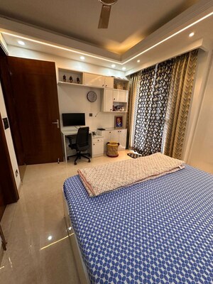 Team Area in 3 BHK Builder Floor at Sector 45 – for Rent