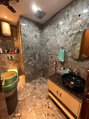 Furnished Amenities in 3 BHK Builder Floor at Sector 45 – for Rent