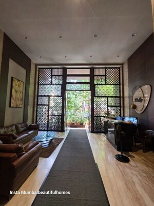 Living Room in 4 BHK Apartment at L Nagpal Ruby, Bandra West – for Sale