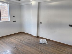Room in 3 BHK Builder Floor at Chattarpur – for Sale
