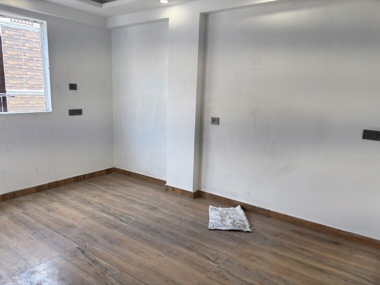 Room, chattarpur 3 Bedroom 135 Sq.Yd. Builder Floor In Chattarpur Delhi 10699334