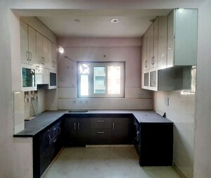 Kitchen in 3 BHK Builder Floor at Sector 57 – for Rent