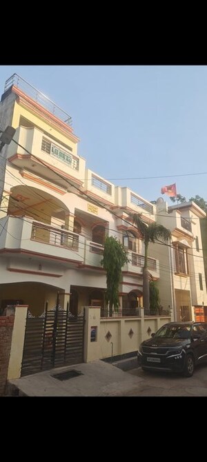 2 BHK Independent House For Rent in Kamta