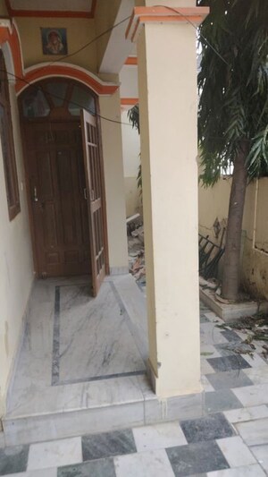 Building Lobby in 2 BHK Independent House at Kamta – for Rent