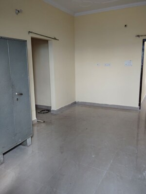 Room in 2 BHK Apartment at Rudraksh Woodland Paradise, Kursi Road – for Rent