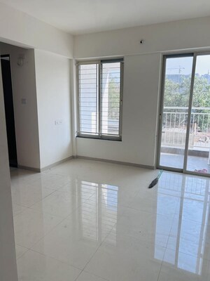 Room in 1 BHK Apartment at Pharande Kairosa, Punawale – for Sale