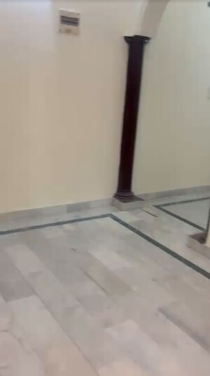  2.5 BHK Apartment at Shivam Apartment Kavi Nagar, Kavi Nagar – for Sale