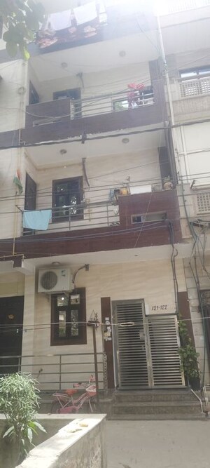  Builder Floor – Exterior View View at Rohini - for Sale