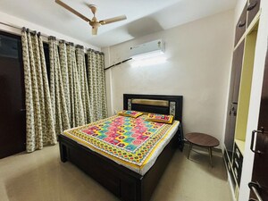  Pg For Rent in Badal Colony