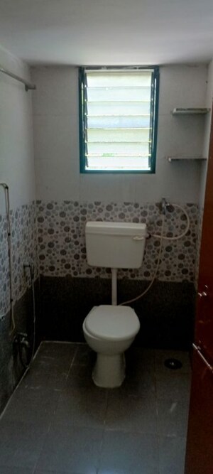 Bathroom in 3 BHK Apartment at Pradhikaran – for Rent