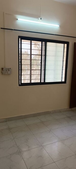 Room in 3 BHK Apartment at Pradhikaran – for Rent