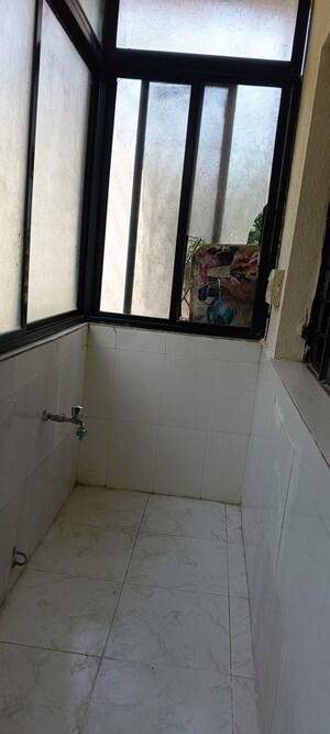 Bathroom in 3 BHK Apartment at Pradhikaran – for Rent