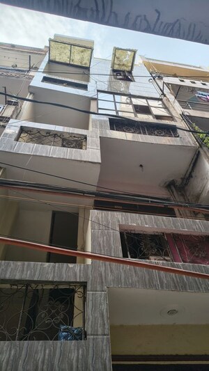  Builder Floor – Exterior View View at Indira Park - for Sale