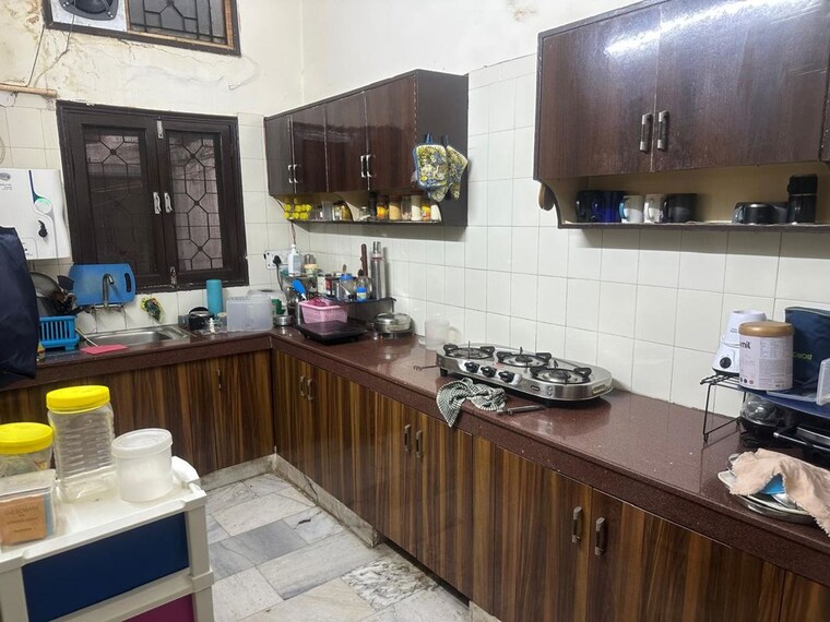 Kitchen, south extension i 3 Bedroom 200 Sq.Yd. Independent House In South Extension I Delhi 10699502