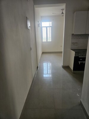 Room in 2 BHK Apartment at Pareena Laxmi Apartments, Sector 99 – for Rent