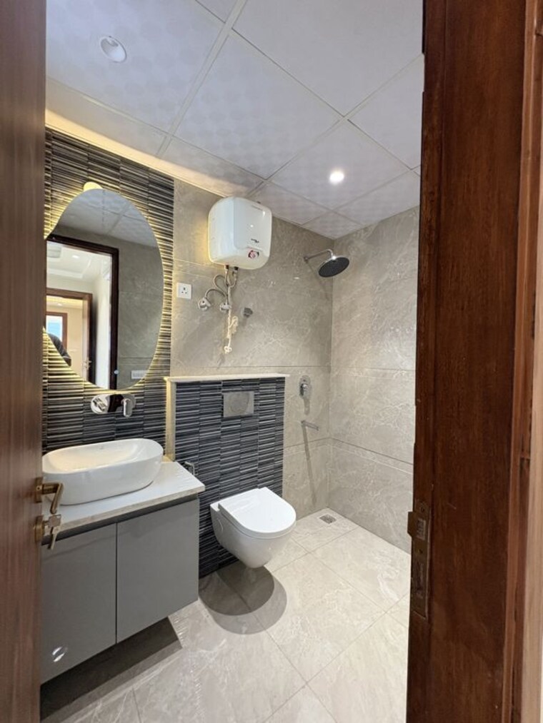 Bathroom, orris-atulyam 3 Bedroom 1600 Sq.Ft. Builder Floor In Sector 83 Gurgaon 10699528