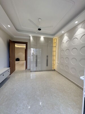 Bedroom in 3 BHK Builder Floor at Orris Atulyam, Sector 83 – for Rent