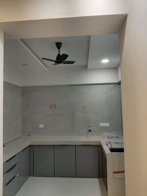 Furnished Amenities in 1 BHK Apartment at Paras Nagar, Jogeshwari East – for Rent
