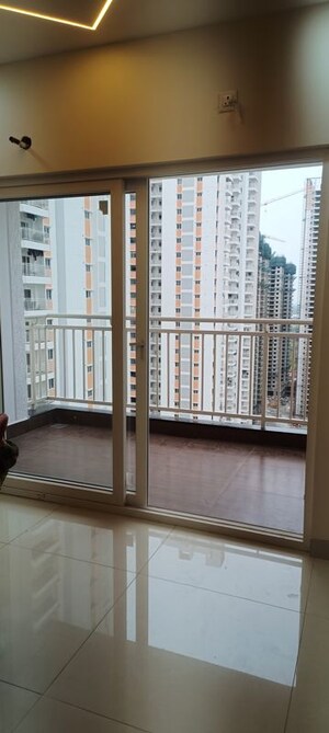 Room in 3 BHK Apartment at My Home Sayuk, Tellapur – for Rent