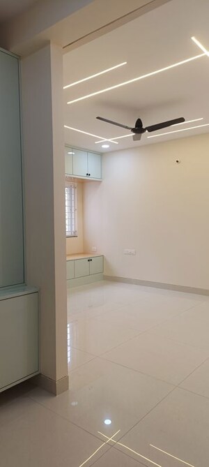 Room in 3 BHK Apartment at My Home Sayuk, Tellapur – for Rent