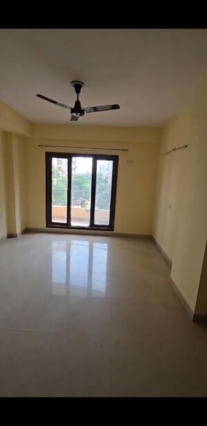 3 BHK Apartment For Rent in RPS Savana, Sector 88