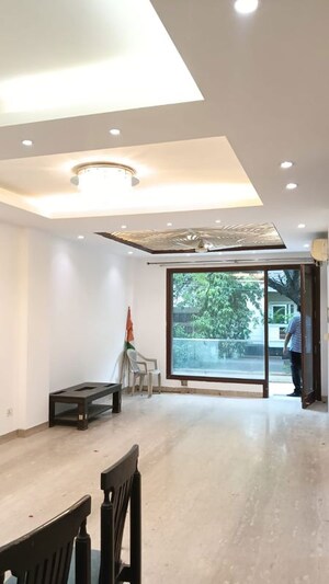 Bedroom in 3 BHK Builder Floor at Andrews Ganj – for Sale