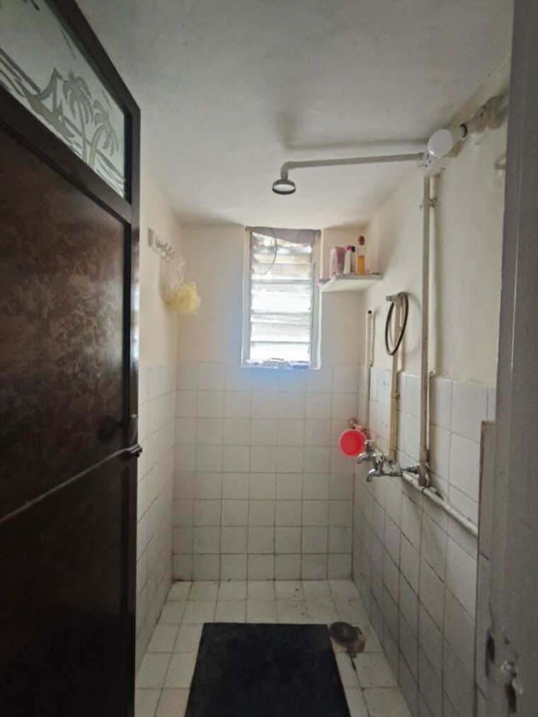 Bathroom, raheja-township 1 Bedroom 425 Sq.Ft. Apartment In Malad East Mumbai 10699609
