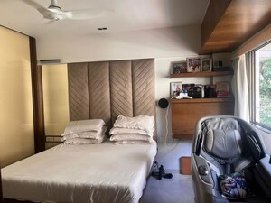 Bedroom in 2 BHK Apartment at Cuffe Parade – for Sale