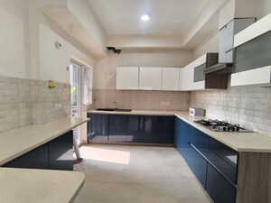 Kitchen in 3 BHK Builder Floor at BPTP Amstoria Country Floor, Sector 102 – for Rent