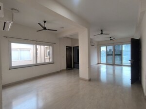 3 BHK Builder Floor For Rent in BPTP Amstoria Country Floor, Sector 102
